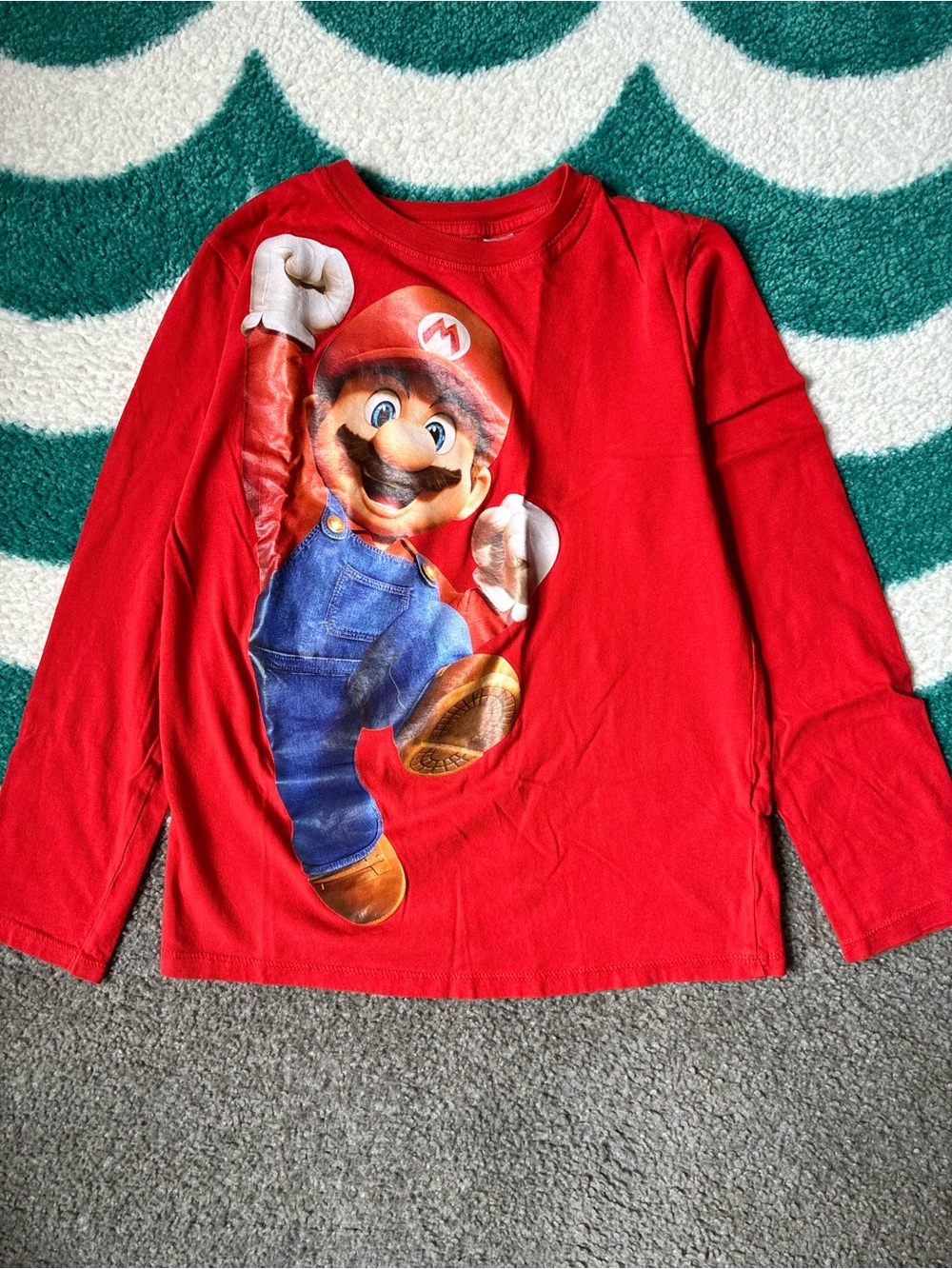 H&M x Super Mario Bros. Mario Long Sleeve Tee (Red) Size 8/10
